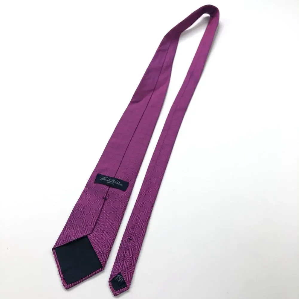 Brooks Brothers Makers 100% Silk Neck Tie Men’s Geometric Purple Pink 57-in